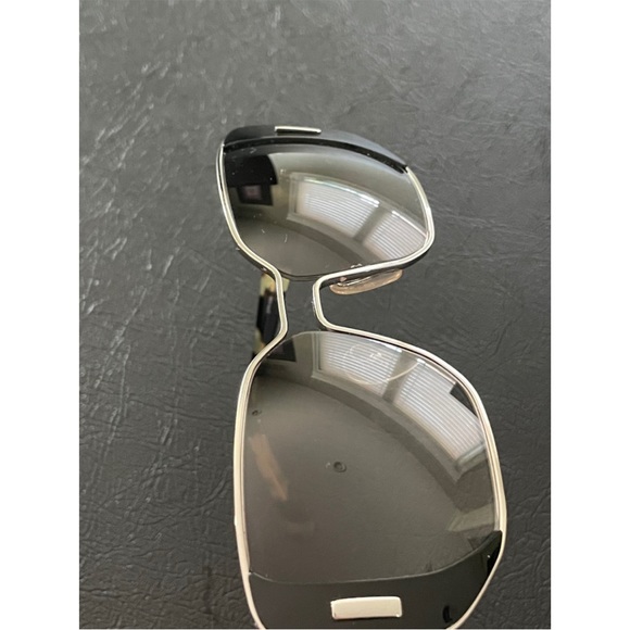 Prada sunglasses, black brown colour, good condition with original case. - Picture 9 of 9